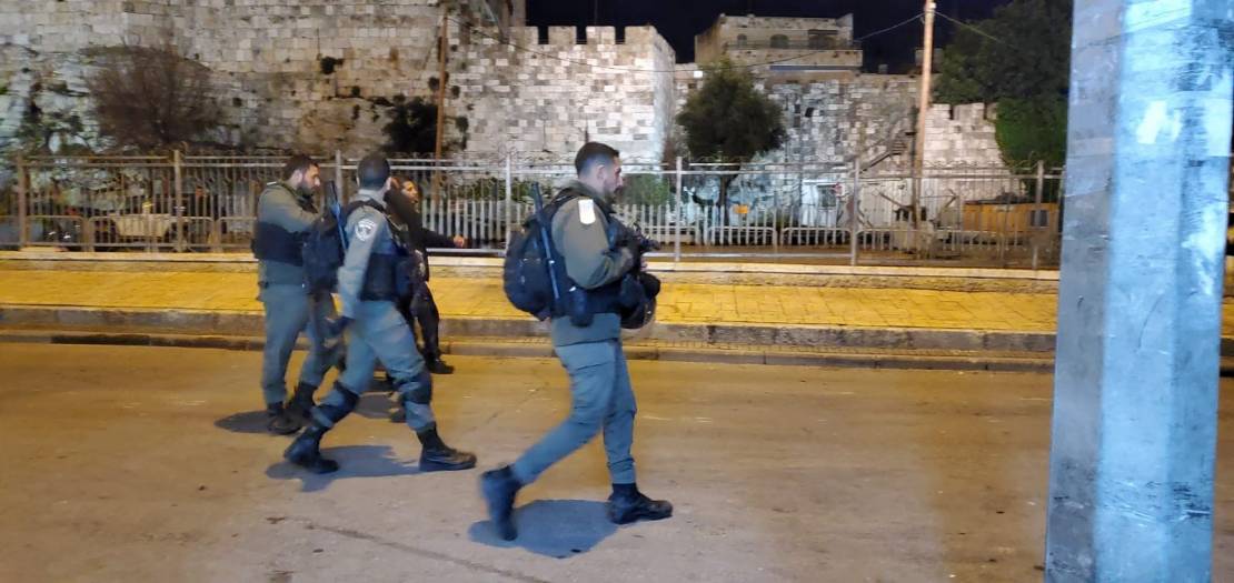 "أسيوشيتد برس": الشرطة الإسرائيلية اعتدت على مصورنا في القدس