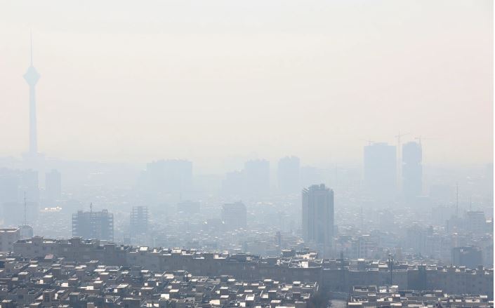 يخلف مئات الوفيات سنويا.. تلوث الهواء يجبر إيران على غلق المدارس في طهران