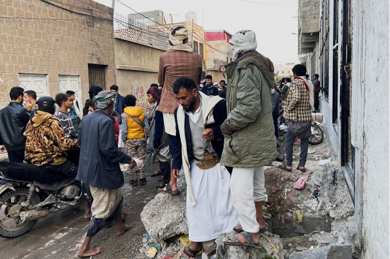 85 قتيلا في حادث تدافع خلال توزيع مساعدات في صنعاء