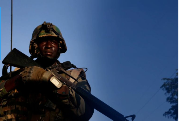 النيجر.. قادة الانقلاب يتمسكون بموقفهم قبيل قمة إيكواس وإعلان "مجلس مقاومة" لإعادة بازوم للسلطة