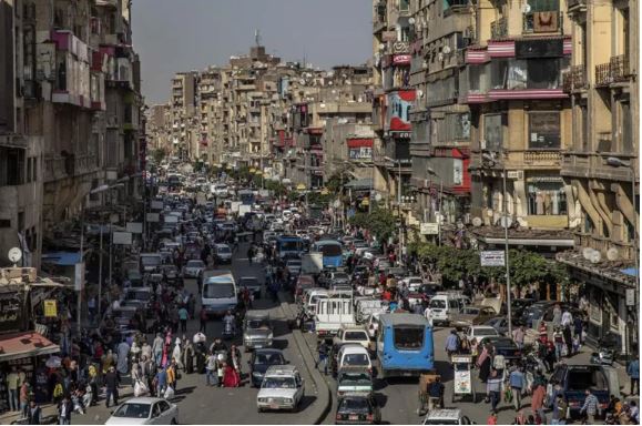 اعتبرت الزيادة السكانية مثل "الإرهاب".. ما إستراتيجية الحكومة المصرية من أجل تحديد النسل في مصر؟