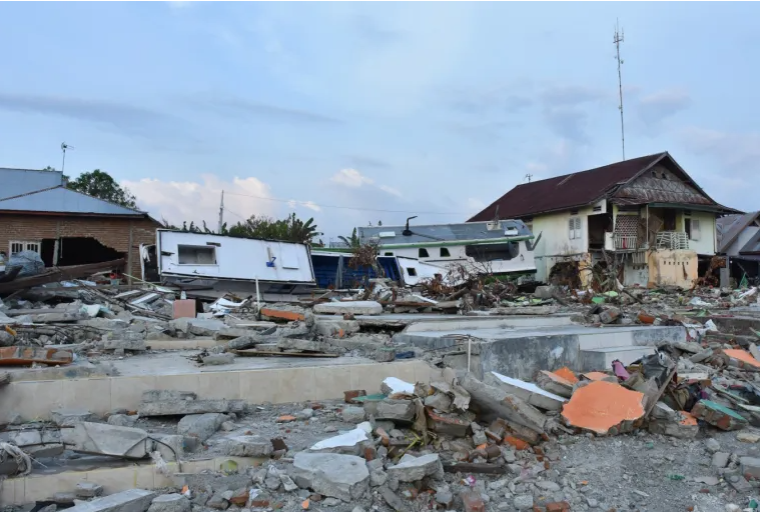 زلزال يضرب الشطر الإندونيسي من جزيرة تيمور