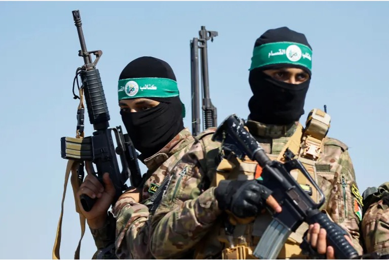 حقل ألغام لنتنياهو .. دلالات رد حماس على الاتفاق المقترح في مقترح اجتماع باريس