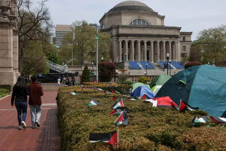 احتجاجات الجامعات الأميركية تتواصل واعتقال مئات الطلاب